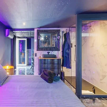 Luxurious By Vill'amore Bed & Breakfast Solaro